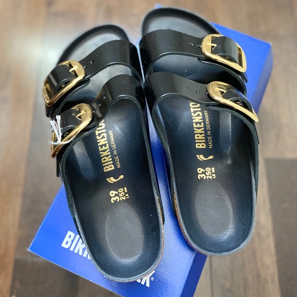 Birkenstock Arizona Big Buckle Sandal in High-Shine Black - Picture 3 of 5